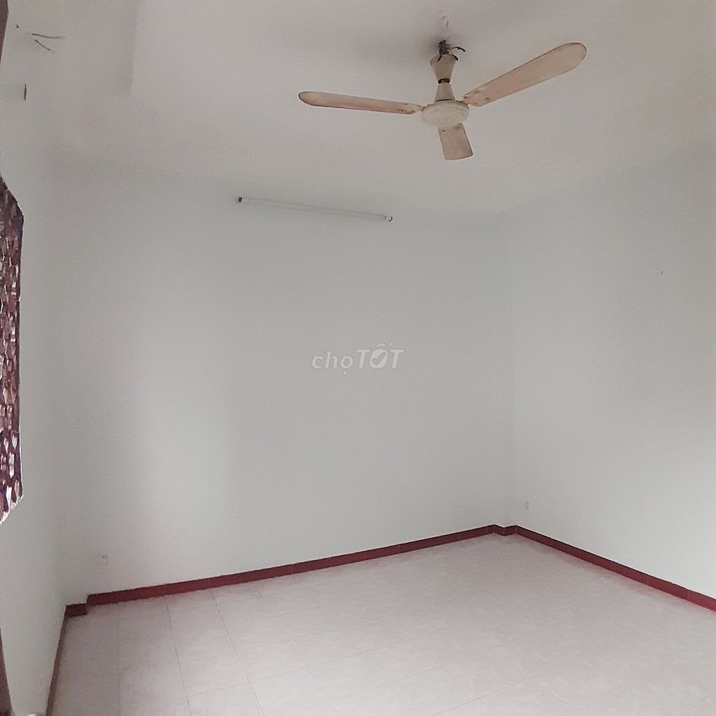 Cần Sang HĐ nhà nguyên căn Góc 2 Mặt tiền đường Cách Mạng Tháng 8, P7, Quận Tân Bình